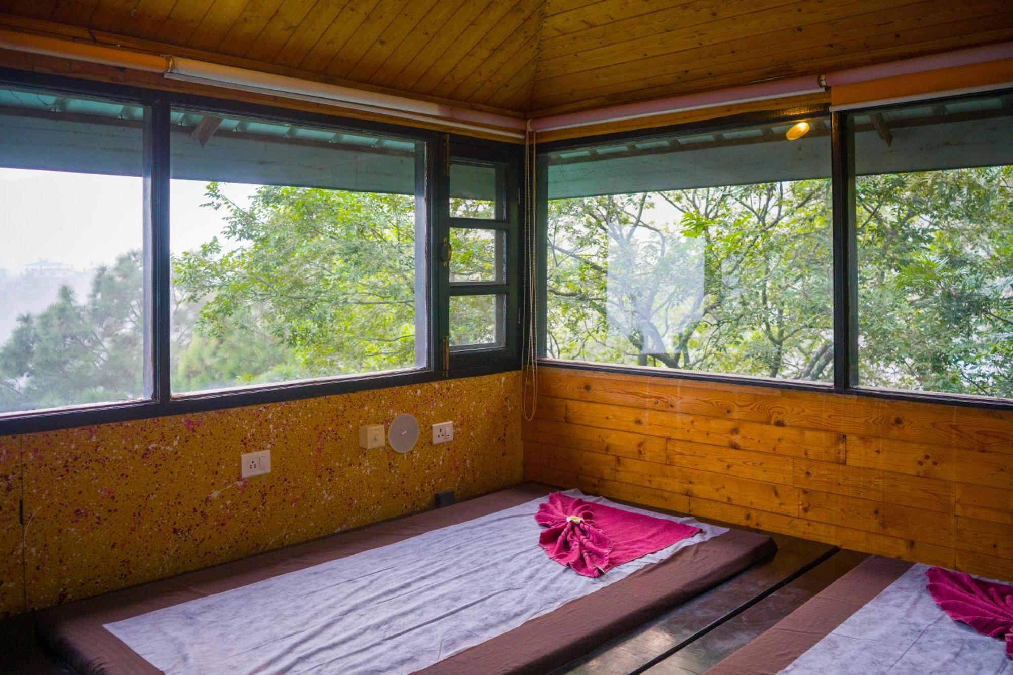 Winnies Holiday Resort & Spa Kasauli Exterior photo